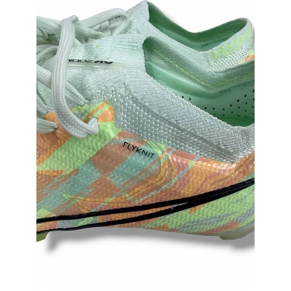 The Nike Zoom Mercurial Vapor 15 Elite Men’s 8 Cleats - Picture 9 of 16